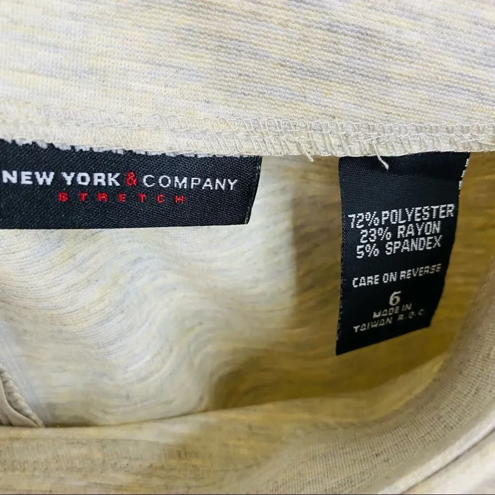 4/$20 🛍 NEW YORK & CO GRAY SPORTY Stretchy Comfy Mini Skirt